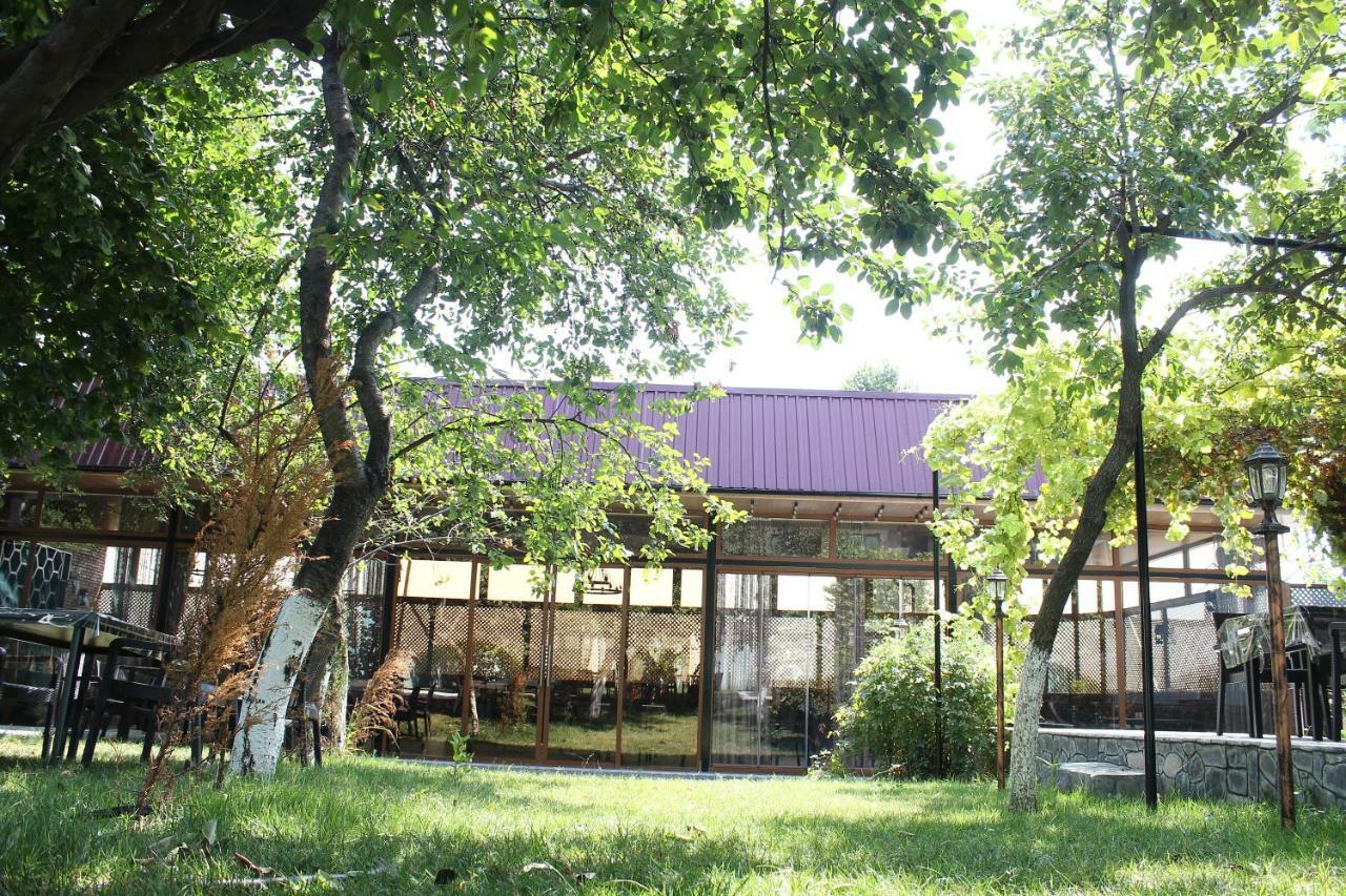 Firuze Hotel & Restaurant Şǝki Exterior foto